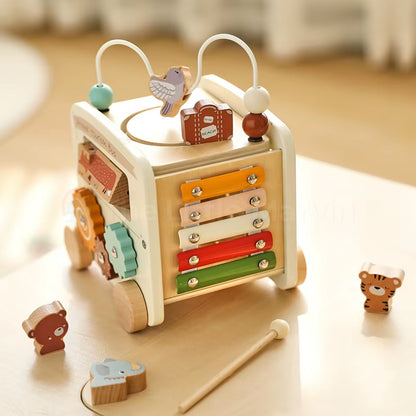 Marvin’s 8-in-1 Activity Bus